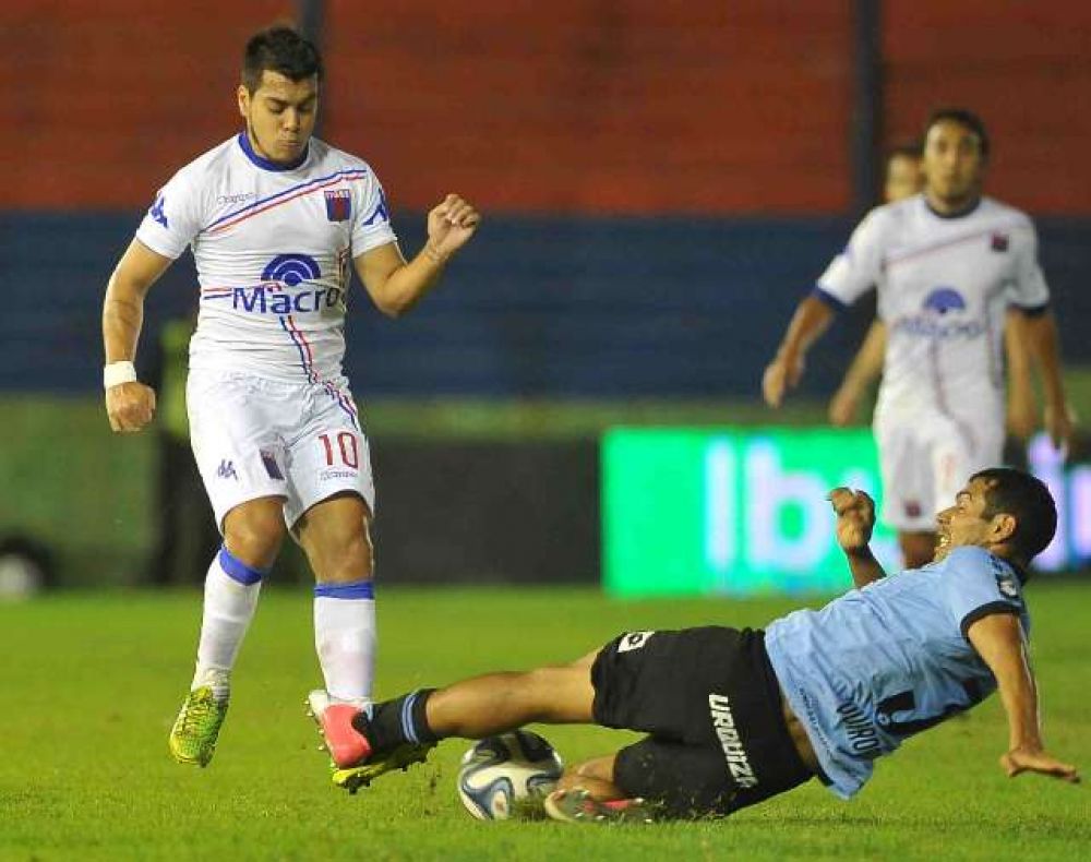Tigre logr� un triunfo fundamental para mantener la categor�a 
