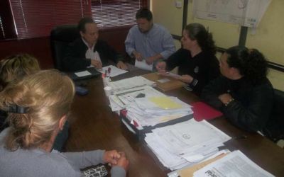 Vecinos entregaron petitorio por realizaci�n de obras