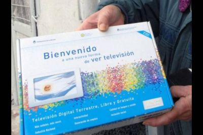 Entregan 3.500 decodificadores de la Televisi�n Abierta Digital, en Concordia