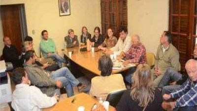 �Sin di�logo es muy dif�cil saber qu� se piensa, ten�an la oportunidad y no llegaron�