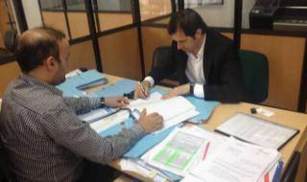 Bol�var: Abrieron los sobres de las licitaciones de la Planta Potabilizadora y 100 viviendas