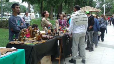 Se lleva a cabo la feria de productos aut�ctonos en Fr�as