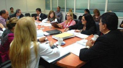 La oposici�n rechaza la regulaci�n de los comentarios en la web