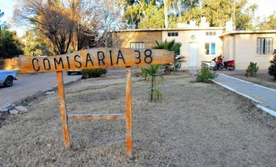 Cuando intent� cobrar lo amenazaron con meterle un �cuetazo�