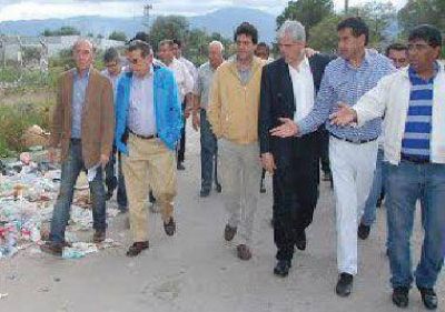 Beder Herrera visit� el Parque Industrial y prometi� mejoras
