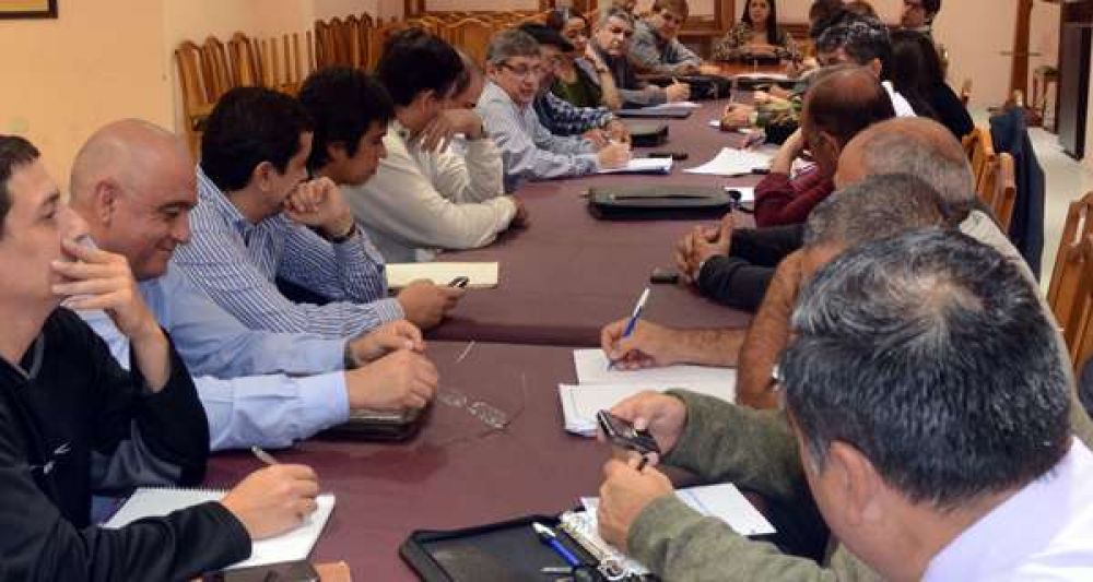 El Gobierno decret� que el lunes 19 habr� asueto administrativo