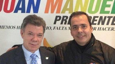 Envuelto en un esc�ndalo, renunci� el asesor de campa�a del presidente Juan Manuel Santos