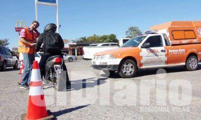 Buscan que comercios entreguen chalecos a los motociclistas