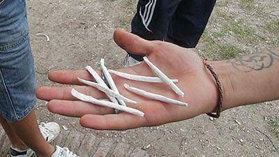 En Trelew �la droga se vende en las escuelas como caramelos�