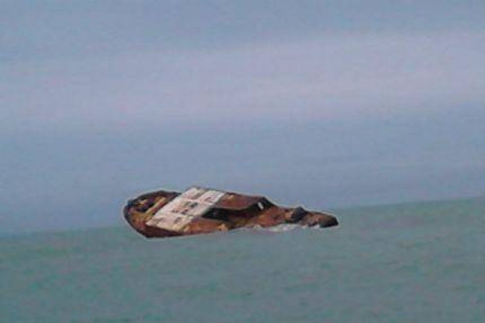 Hundieron el buque Kronomether en el parque submarino Cristo Rey