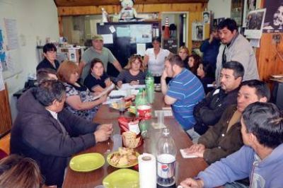 ATE enumer� los reclamos que presentar� ante el Congreso Provincial