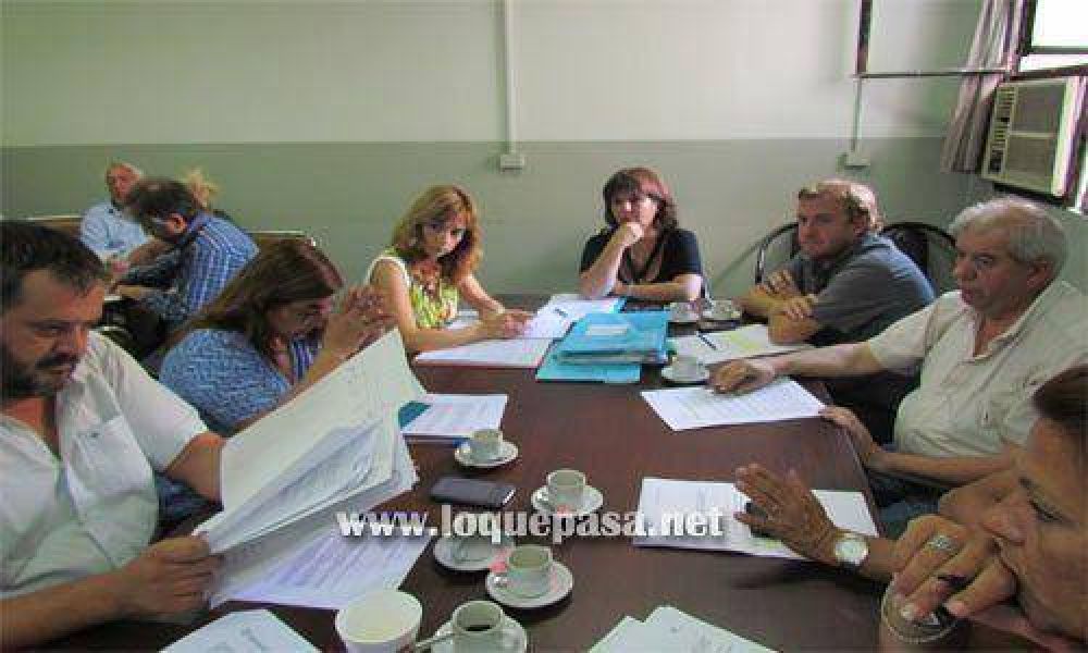 Desde la UCR tildan de �absurdo� el pedido del oficialismo sobre la presidencia de Obras