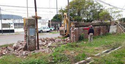 Trasladar�n las oficinas de licencias de conducir al predio ferroviario de Tucum�n y Nicol�s Repetto