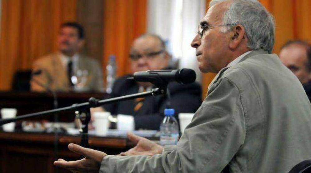 Megajuicio: dos ex polic�as negaron las acusaciones