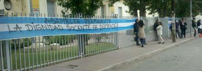 Rige la suspensi�n de la directora y se instruye sumario para garantizar el debido proceso