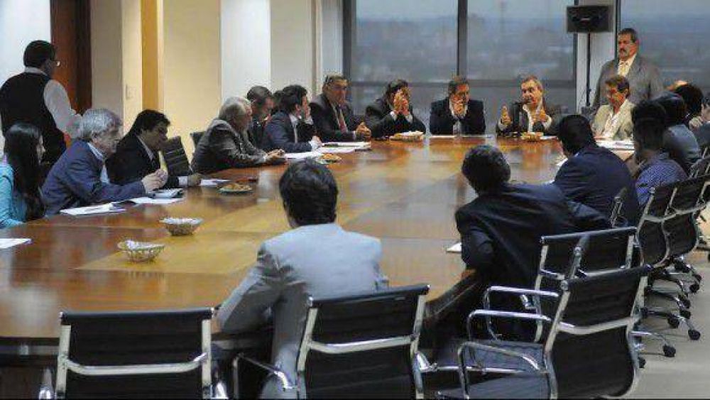 Analizan proyecto para regular circulaci�n de cuatriciclos