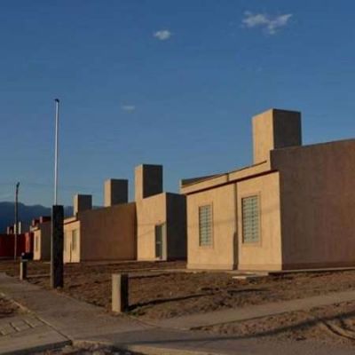 Contin�an exhibiendo el padr�n de vivienda 