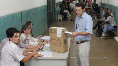 El decanato de Odontolog�a, a�n sin definiciones