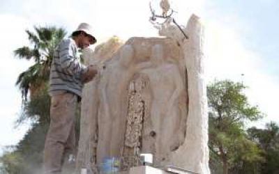 La plaza que ser� una obra de arte hecha de travertino