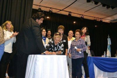 Fortalecen un nuevo modelo de gesti�n para eficientizar servicios del estado a la ciudadan�a