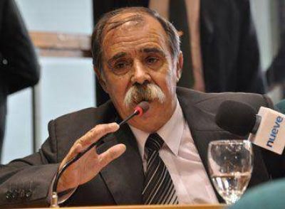 Roquel: �Si hay voluntad se puede tratar el Presupuesto�