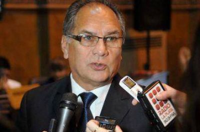 Bar�n K se defendi� por las re-re