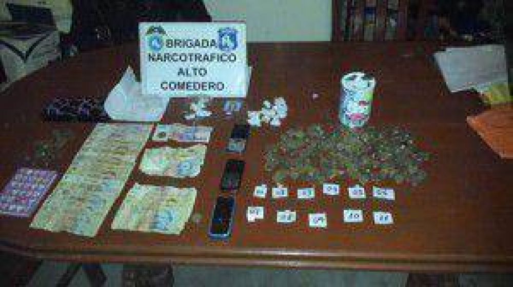 Operativo antinarc�tico en Alto Comedero