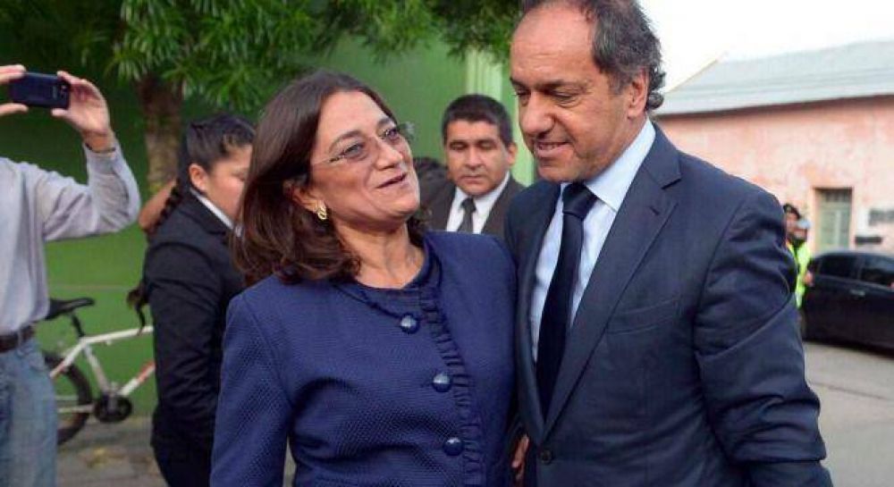 Con la sucesi�n complicada, Corpacci se pega a Scioli