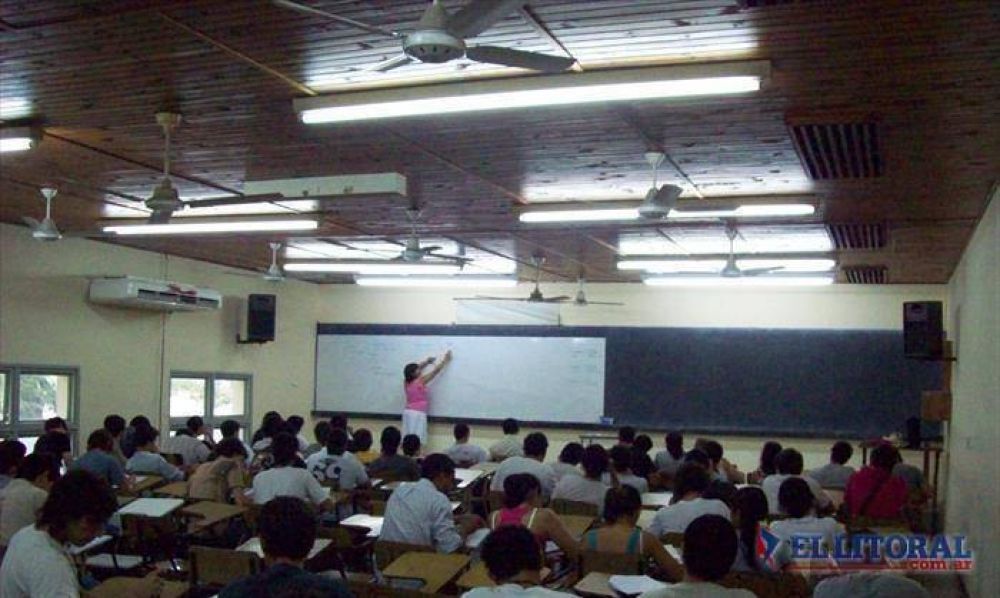 La deserci�n de ingresantes en la Unne llega hasta un 50% en los primeros a�os