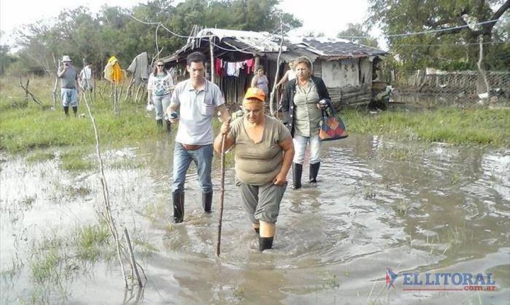 Goya: contin�an 100 familias afectadas por inundaci�n y preparan mejora de terrenos
