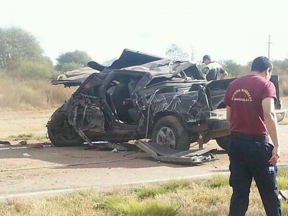 Dos personas murieron al perder el control de su veh�culo