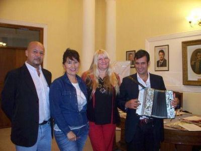 Con m�s de 20 n�meros art�sticos se realizar� el Festival de la Verdulera en Ober�