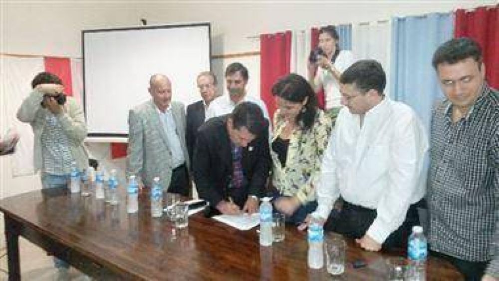 Galassi relanz� el FPCyS de la ciudad con miras al 2015