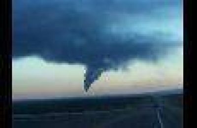 Preocupaci�n por una gran nube de humo sobre la Destiler�a de Luj�n