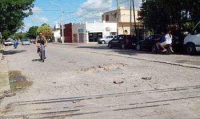 S�lo dos empresas se presentaron para llevar a cabo obras de repavimentaci�n
