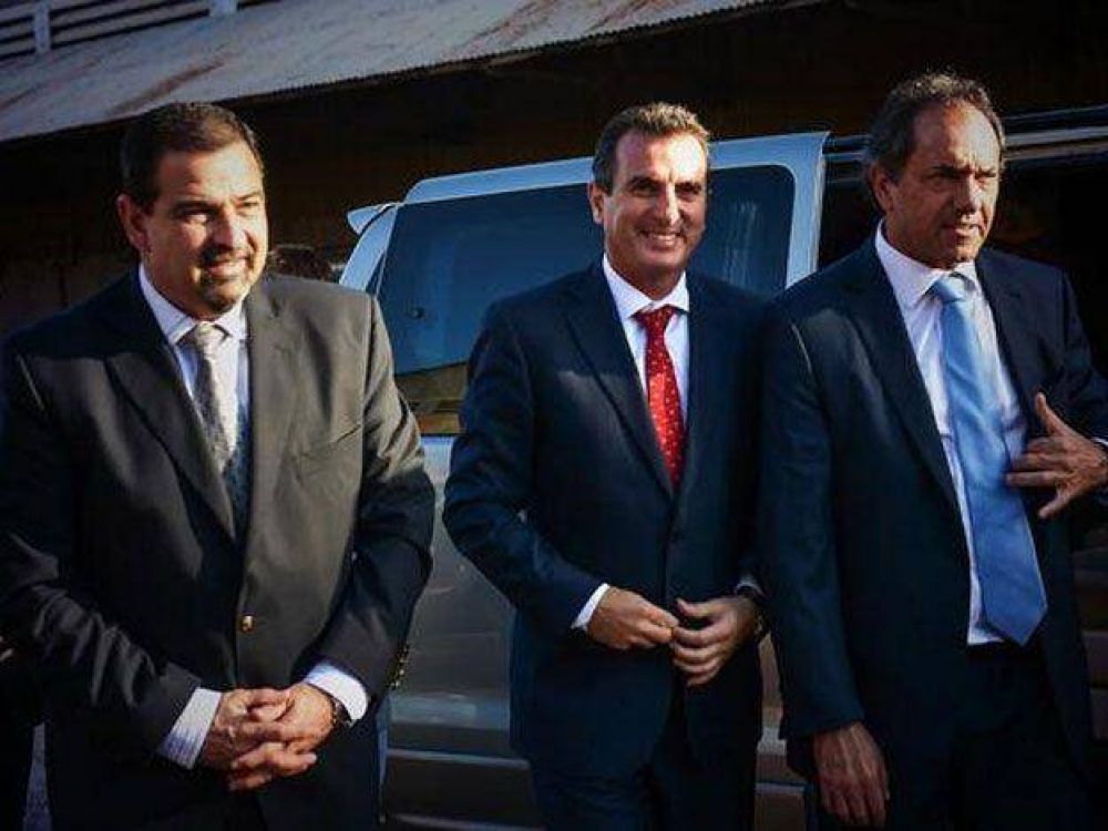 Scioli uni� a P�rez y Ciurca en una visita rel�mpago a Mendoza
