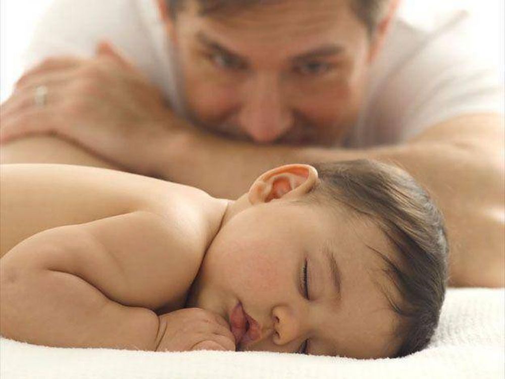 Ya es ley la licencia por paternidad de 15 d�as para los empleados p�blicos