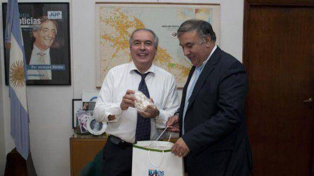 L�pez recibi� a Santill�n, Dip y Morelli en Buenos Aires