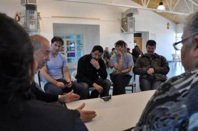 Buscan fortalecer la econom�a familiar y saludable