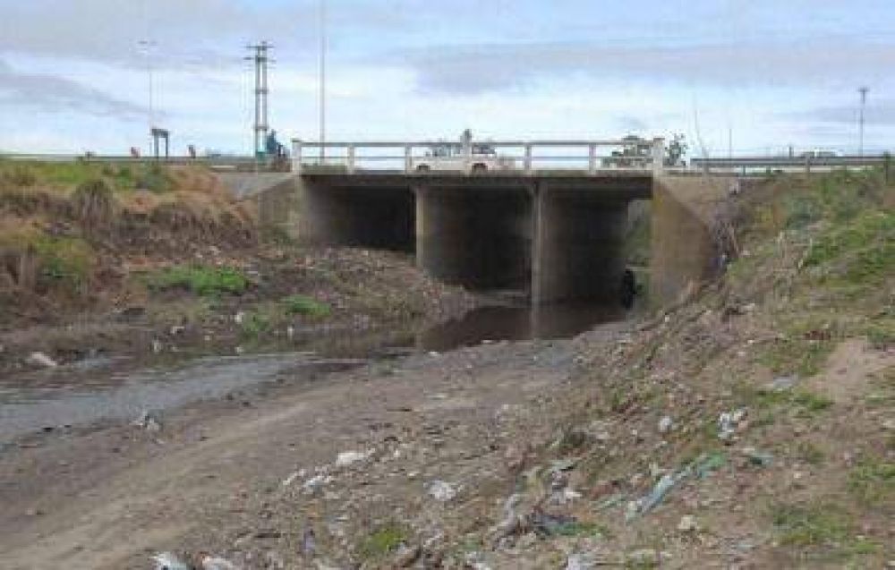 Detectaron contaminaci�n por l�quidos cloacales e infraccionaron a industrias en el Languey�