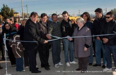 La �nica respuesta es la realidad: Belloni inaugur� m�s pavimento