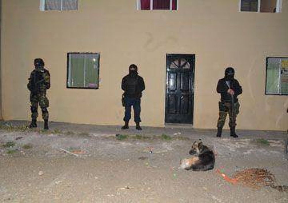 Nuevo operativo antidrogas en San Benito y Bicentenario