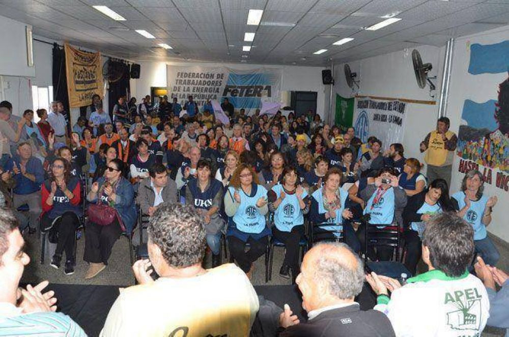 La Intersindical convoc� a un paro de 48 horas