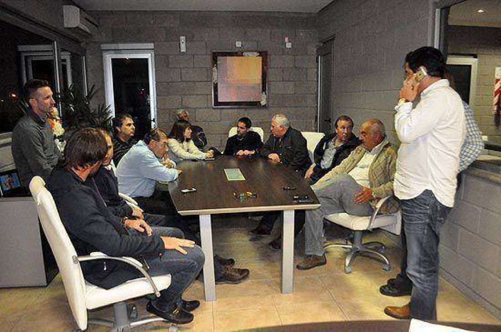 Transportistas en conflicto con Loma Negra
