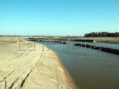 Preocupaci�n en Roque P�rez por el r�o Salado