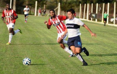 Se jug� el cl�sico de Reserva en Abasto: fue 0 a 0 para Lobos y Pinchas