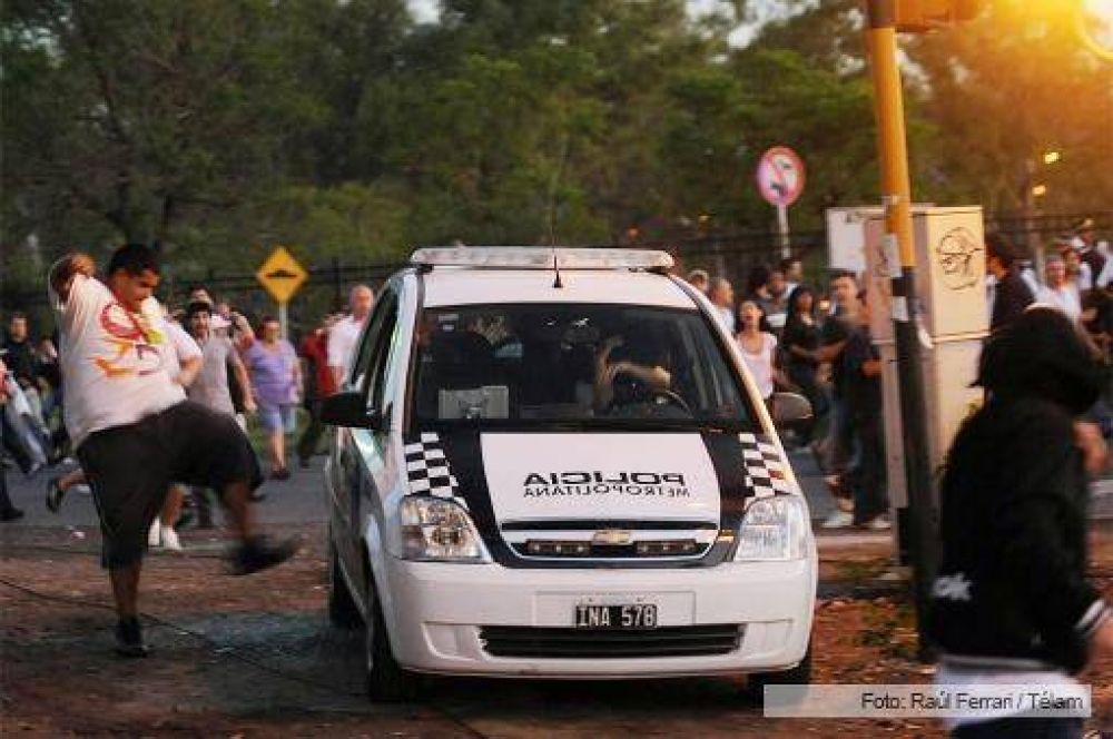 Indoamericano: procesan a 8 jefes y 33 agentes de la Metropolitana y la Federal