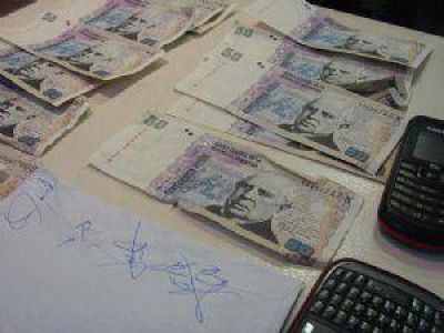 Secuestran auto, droga y billetes falsos: un detenido