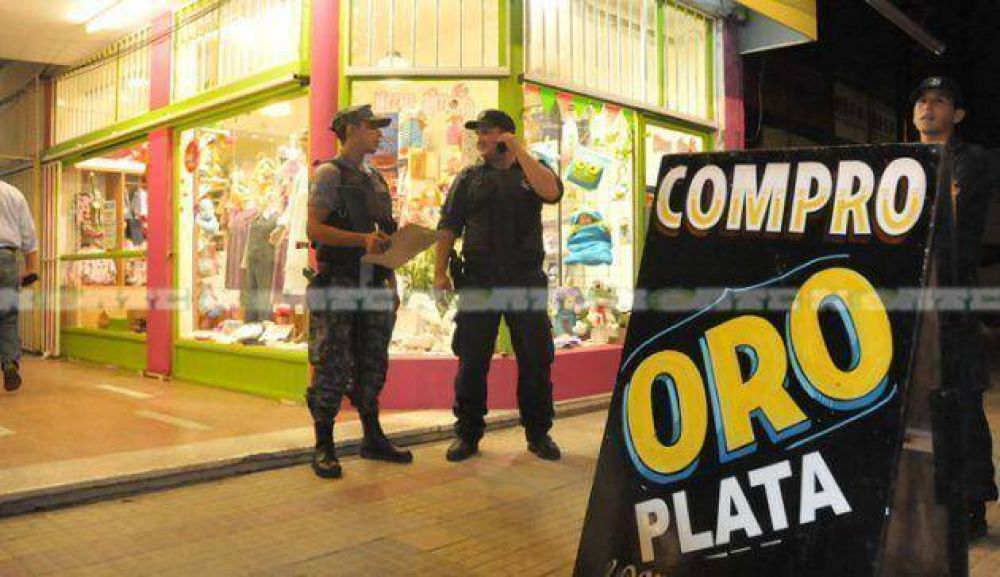 Comerciantes piden presencia policial luego del intento de asalto en galer�a