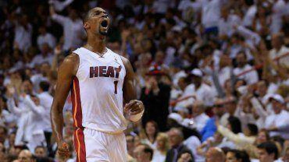 Miami gan� y qued� a un paso de la final de la Conferencia Este